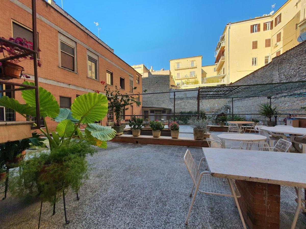 Suore Concezioniste Missionarie - Carmen Salles Roma Bed & Breakfast Luaran gambar
