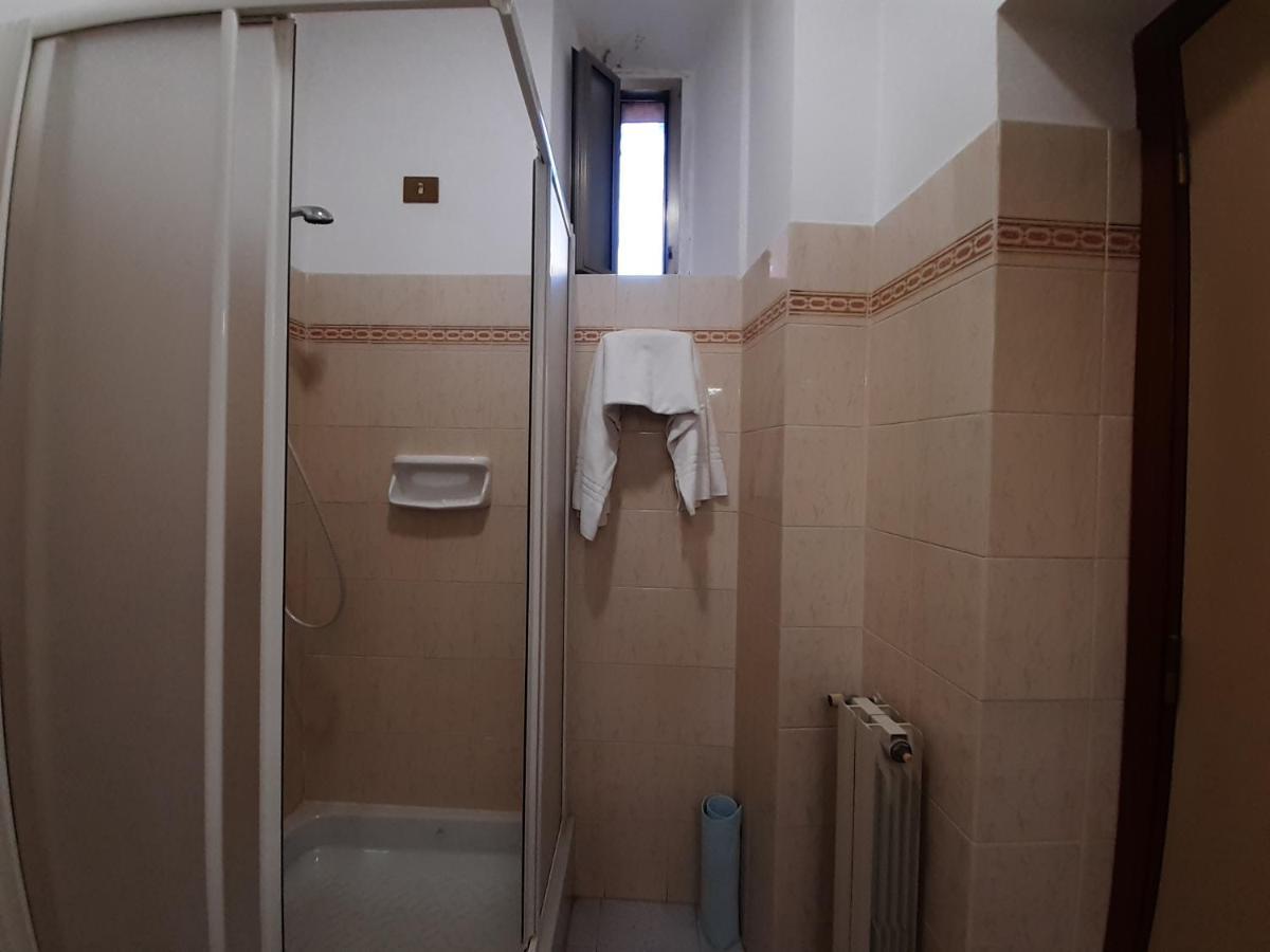 Suore Concezioniste Missionarie - Carmen Salles Roma Bed & Breakfast Luaran gambar