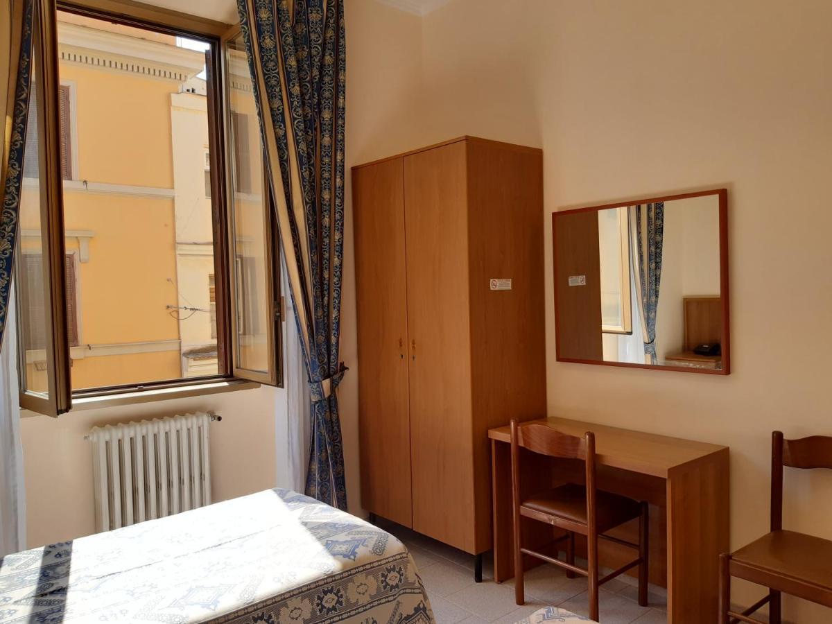 Suore Concezioniste Missionarie - Carmen Salles Roma Bed & Breakfast Luaran gambar