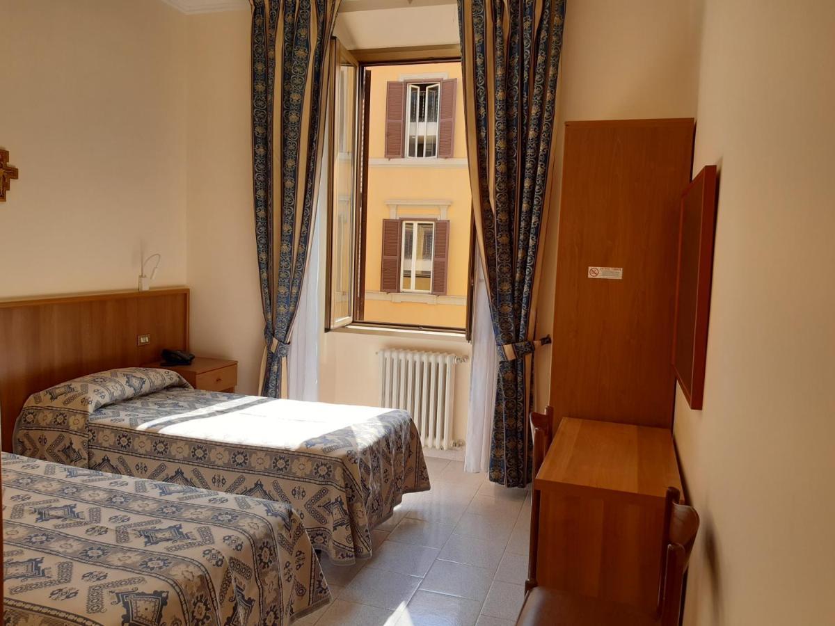 Suore Concezioniste Missionarie - Carmen Salles Roma Bed & Breakfast Luaran gambar