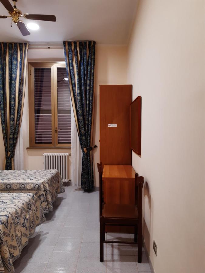 Suore Concezioniste Missionarie - Carmen Salles Roma Bed & Breakfast Luaran gambar