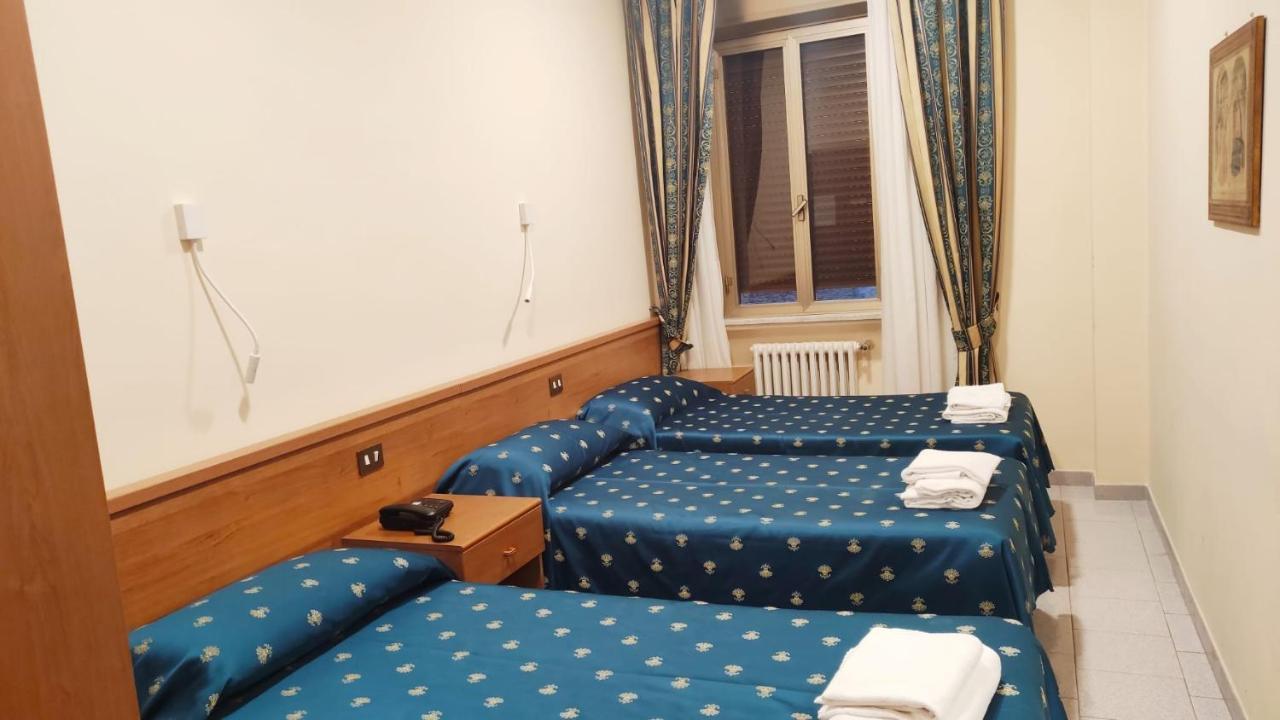 Suore Concezioniste Missionarie - Carmen Salles Roma Bed & Breakfast Luaran gambar